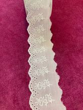 Load image into Gallery viewer, Cambric Lace 55mm
