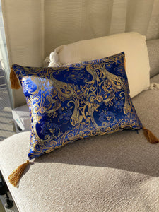 Silk comfort pillow