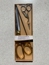 Load image into Gallery viewer, Scissors Klasse Premium gift box
